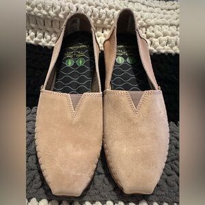 TOMS Sand Pink Suede Leather Wrap Women's 7 Classics Alpargatas Slip-On Shoes